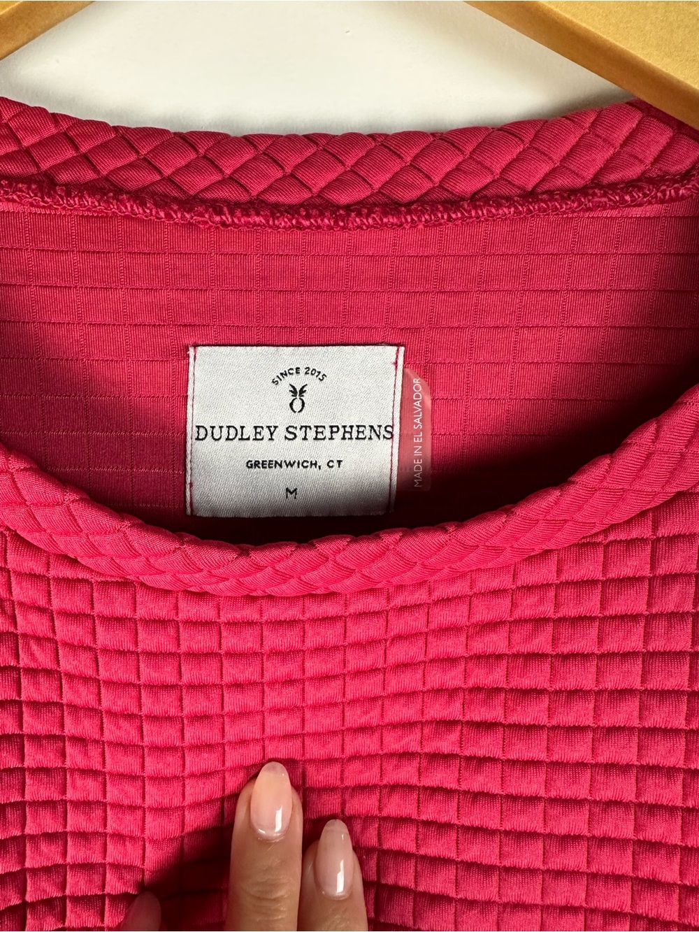 Dudley Stephens Surfside Berry Pink Textured Short Sleeve Tee. Worn Once - Picture 3 of 6
